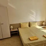 двустаен Апартаменты Поморие